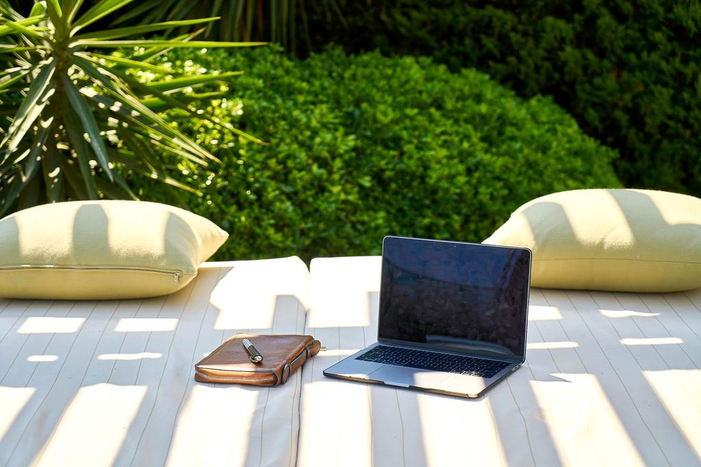 Modern cloud computing infrastructure supporting AI operations